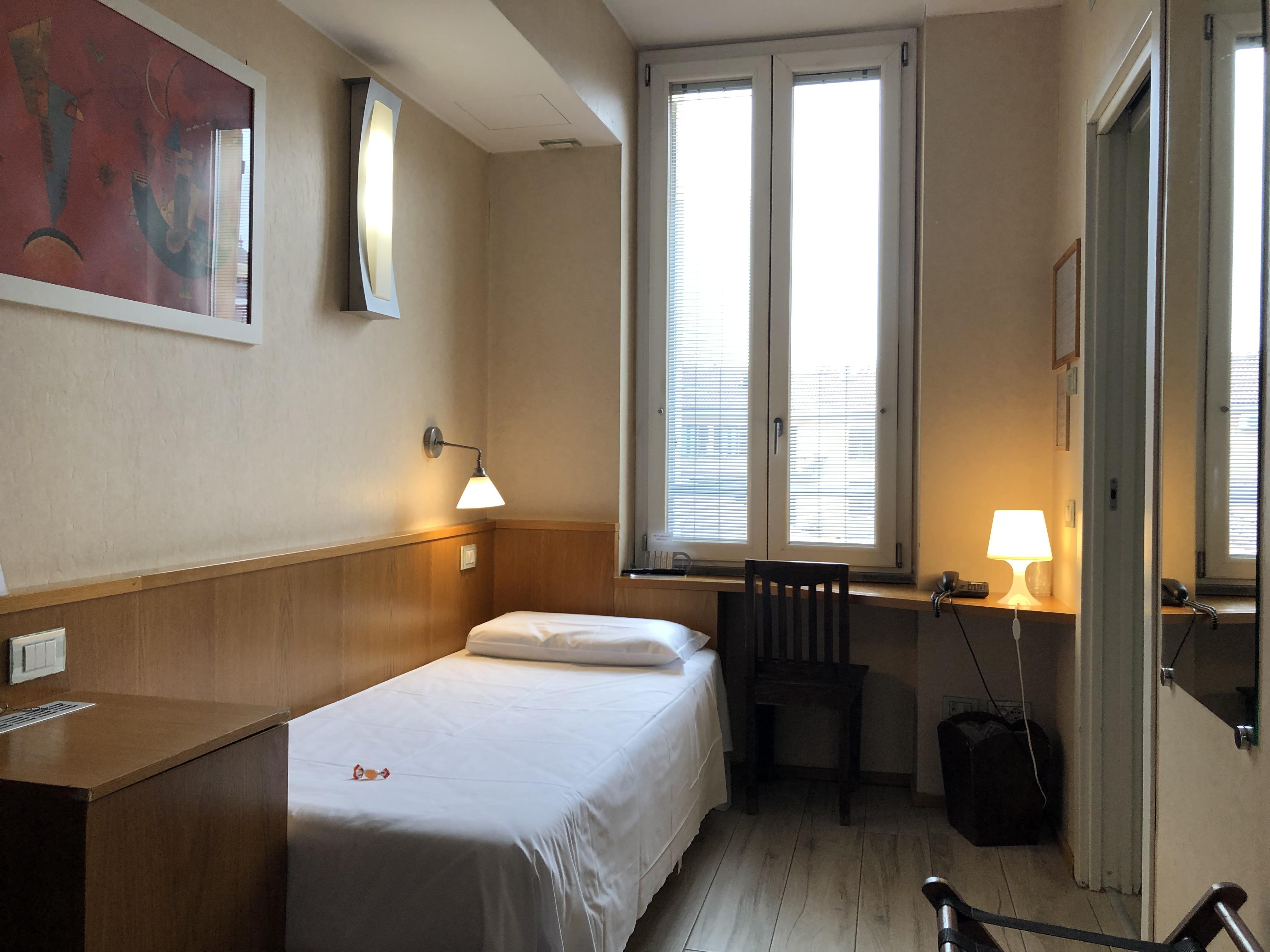 Eurohotel Milan Exterior photo